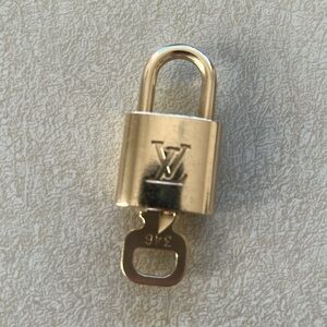 Authentic Louis Vuitton Lock and Key #346